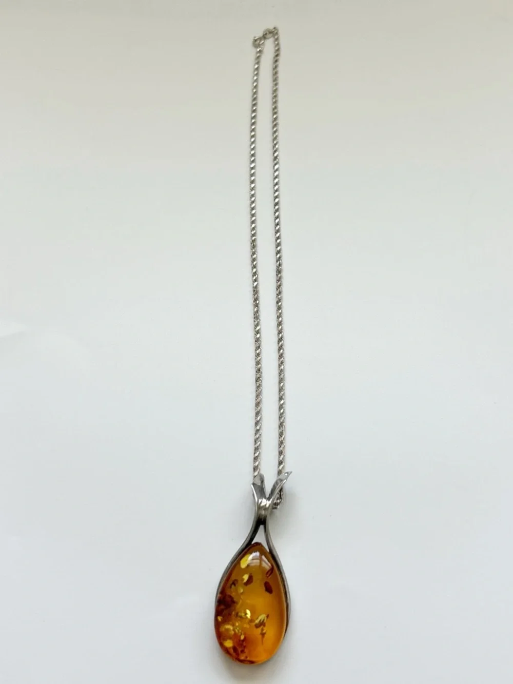Vintage Baltic Amber Teardrop Sterling Silver Necklace - Picture 6 of 11